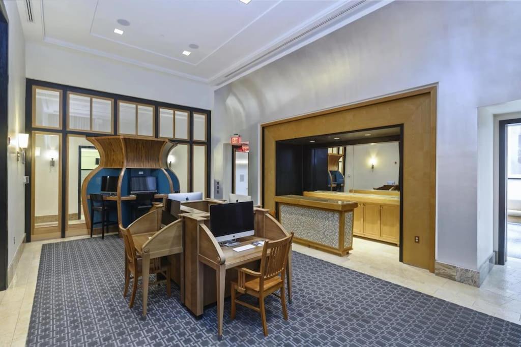 Condo With Gym And Pool In Pentagon City 8Min To Dca Arlington Extérieur photo