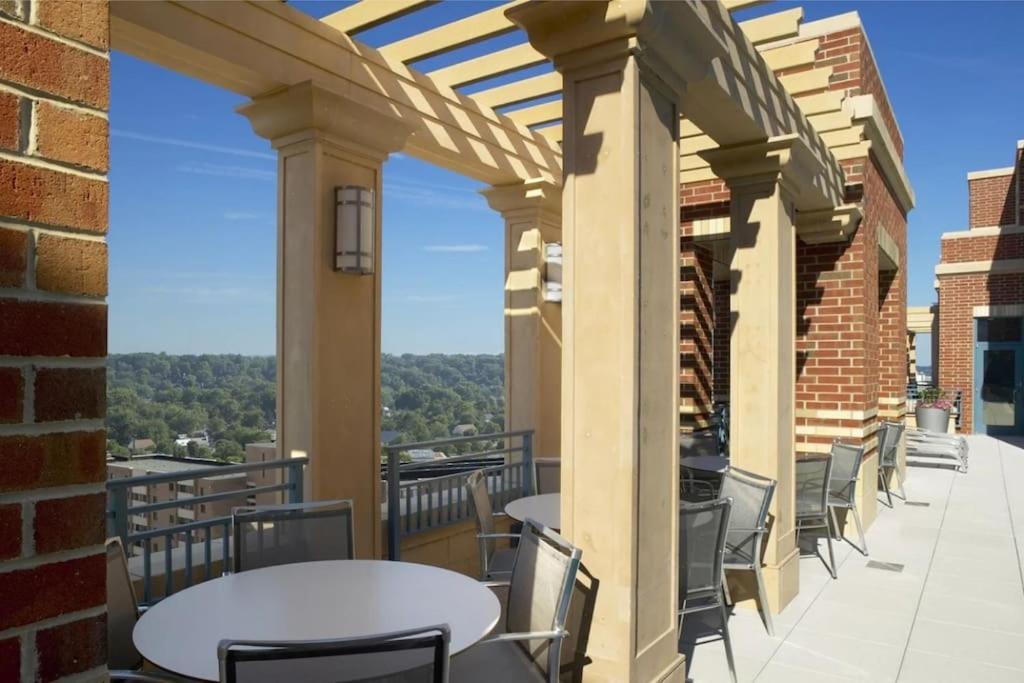 Condo With Gym And Pool In Pentagon City 8Min To Dca Arlington Extérieur photo